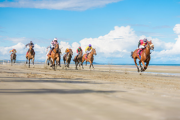 BON-Laytown-Races-beach- - Sept 2025 - 3:2