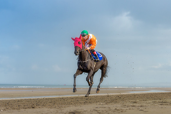 BON-Laytown-Races-beach- - Sept 2025 - 3:2