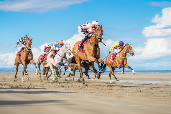BON-Laytown-Races-beach- - Sept 2025 - 3:2
