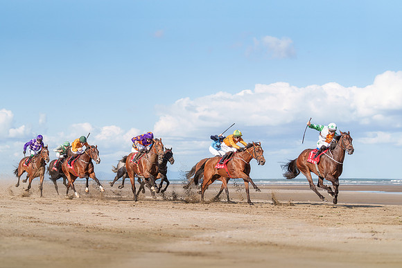 BON-Laytown-Races-beach- - Sept 2023 - 3:2