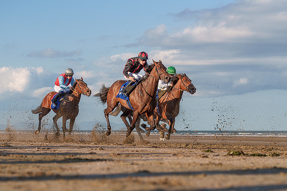 BON-Laytown-Races-beach- - Sept 2023 - 3:2