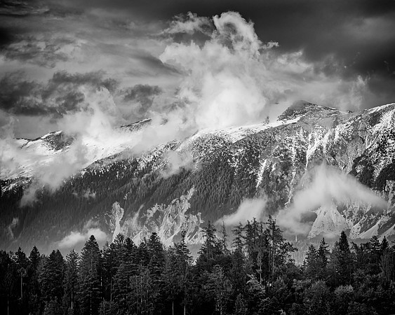 BON-Lake-Bled-Slovenia-Julian-Alps-Sunset-Black-and-White - October 2021 - 8:10